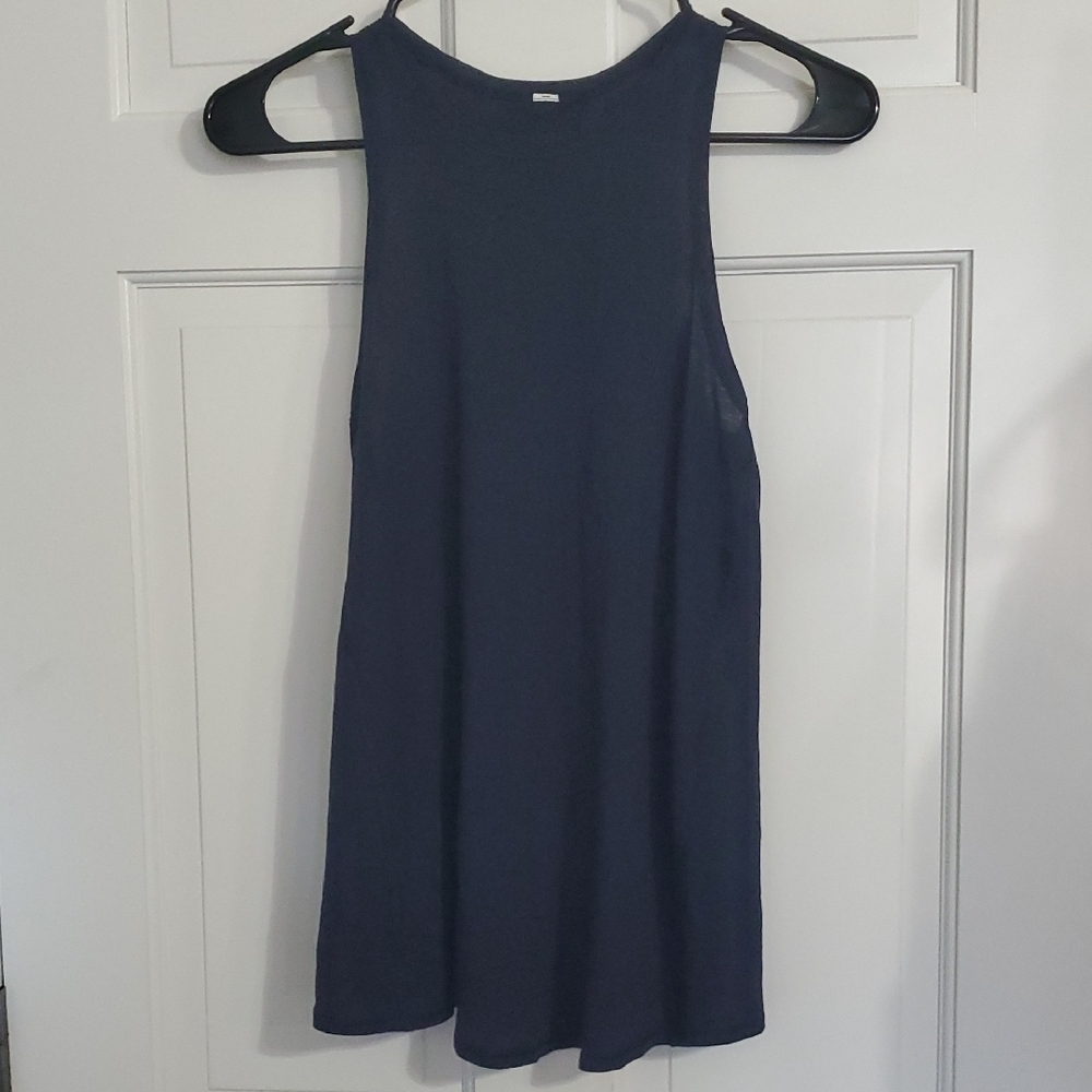 Lululemon All Tied UP Tank Navy Sz 2